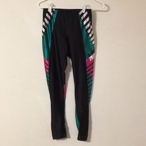 Women’s size M Nike leggings